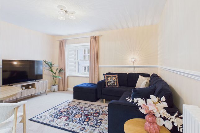 Flat 1, The Coach House Greenhill Avenue, Tenby photo 2