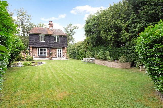 Thumbnail Detached house for sale in London Road, Hildenborough