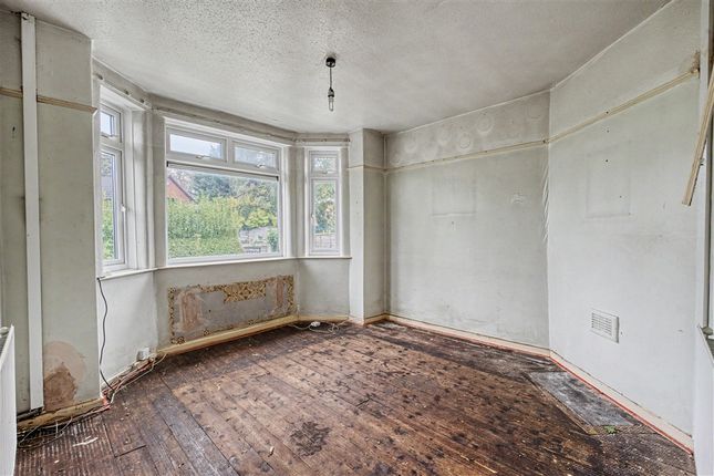 Firs Road, SALE photo 4