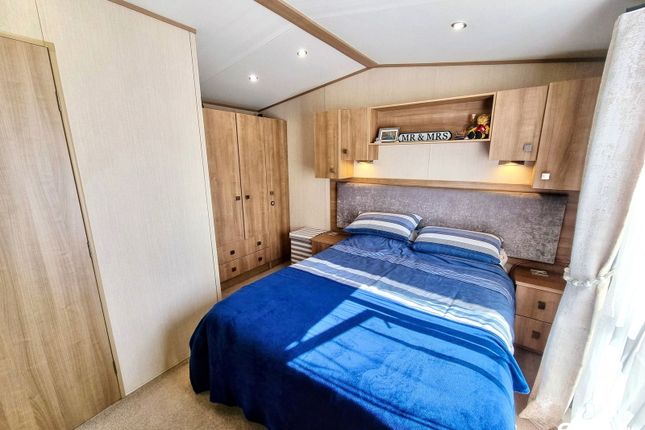 Unit C3, Landscove Holiday Village, Gillard Road, Brixham photo 4