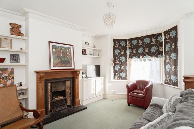 19, St. Marys Road, Reigate photo 3
