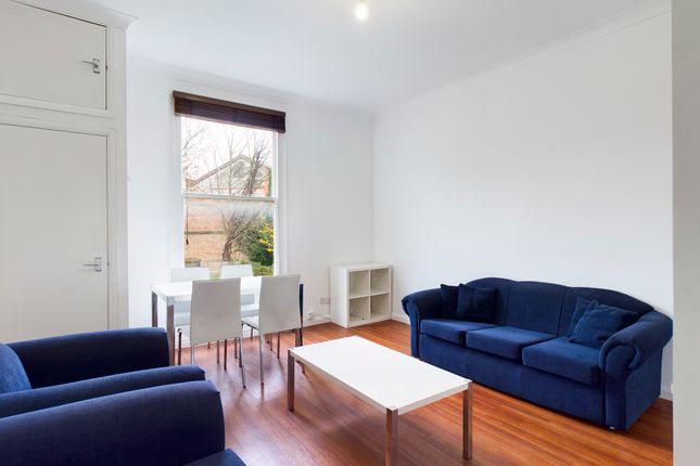 Thumbnail Flat to rent in Tufnell Park Road, London