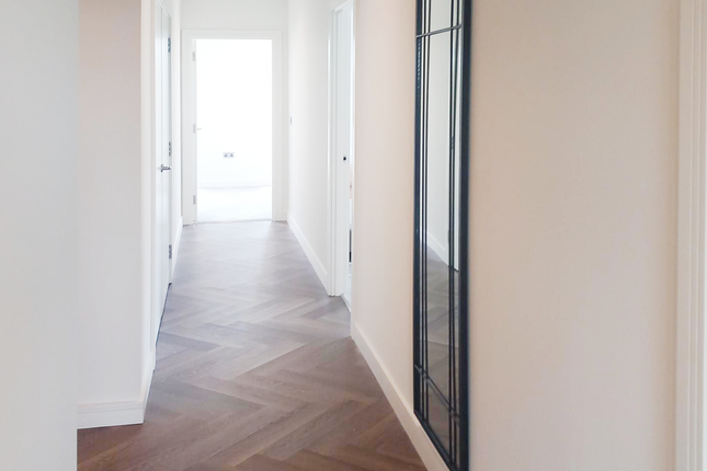 Flat 17, Lindley House, London photo 3