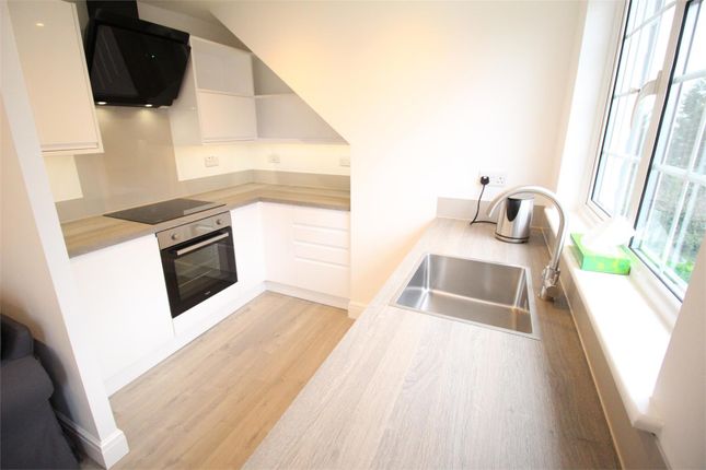 11, Fairview Way, Edgware photo 3