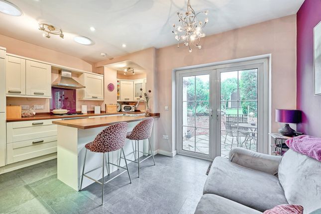 54, Victoria Avenue, Saffron Walden photo 3