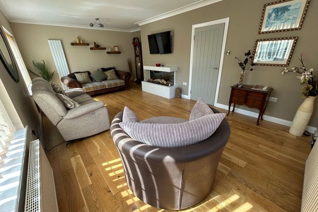 94, Penrhyn Isaf Road, Llandudno photo 4