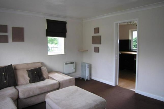 64, Greenhill Main Road, Sheffield photo 4