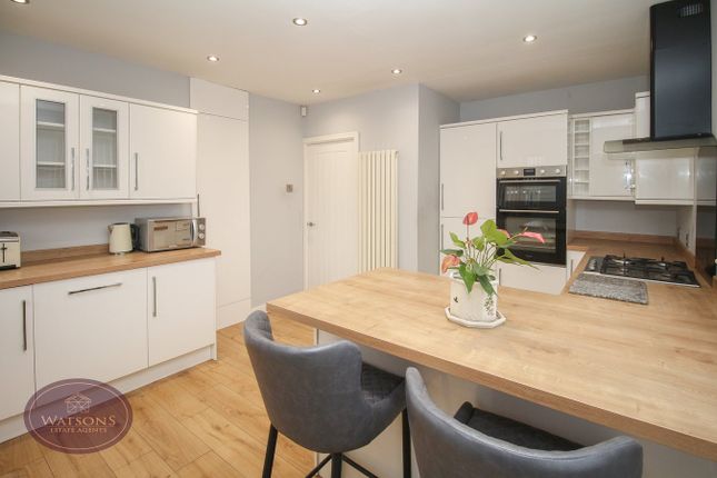 36, Woodside, Nottingham photo 2
