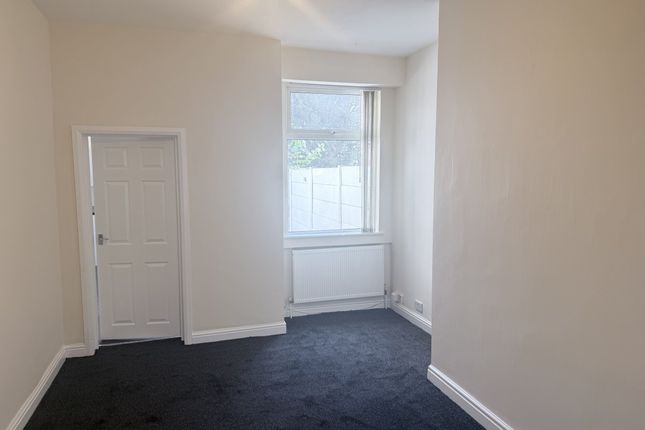 62, Gill Street, Blackley photo 3