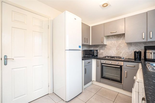 11, Parkgate Close, Newark photo 4