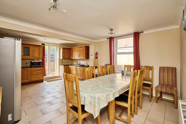 59, The Avenue, Isle of Wight photo 4