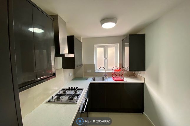 Flat, Zahra Court Westfield Road, Hinckley photo 5