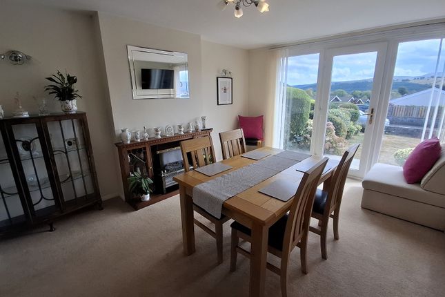 17, Pendre Close, Brecon photo 4