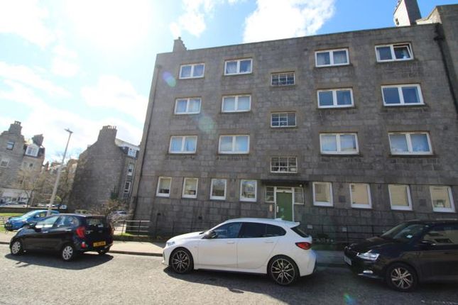 Flat to rent in Short Loanings, Aberdeen