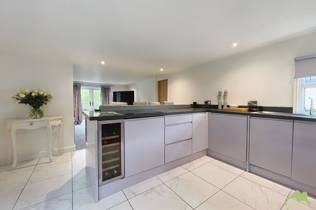 Mobile/park home for sale in Three Rivers Country Park, West Bradford, Clitheroe