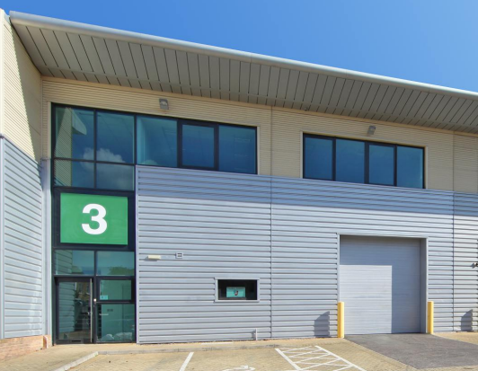 Thumbnail Light industrial to let in Glengall Road, London