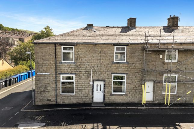 4-bed house on 2-4, South Street, Rossendale, £160,000