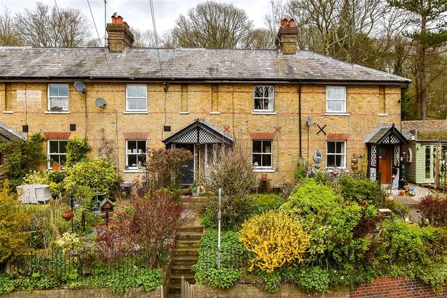 2-bed house on Wadhurst, £250,000