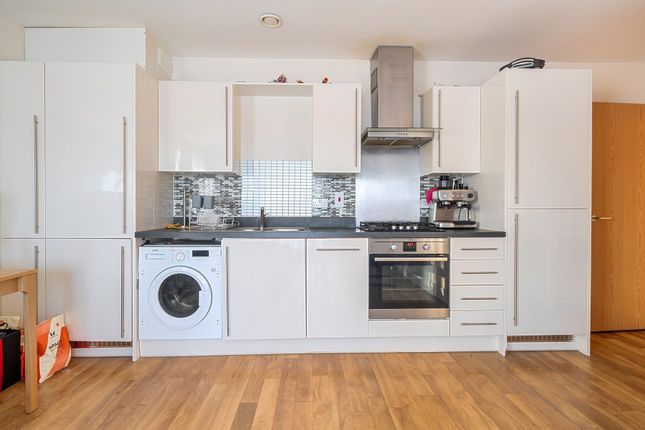 45, Uplands Road, Surrey photo 3