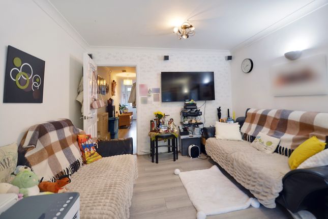 6 Howard Villas, Whitley Wood Road, Reading photo 3