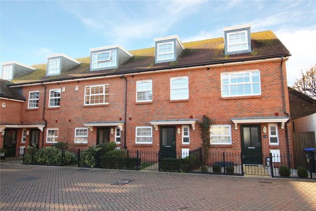 Thumbnail Terraced house to rent in Park Road, Worthing, West Sussex