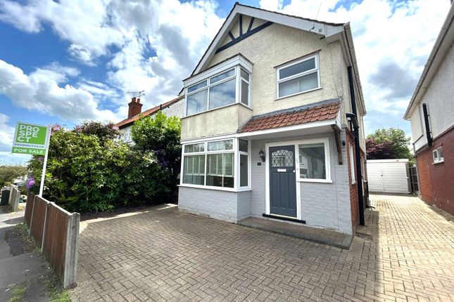 Thumbnail Detached house for sale in The Grove, Farnborough, Hampshire