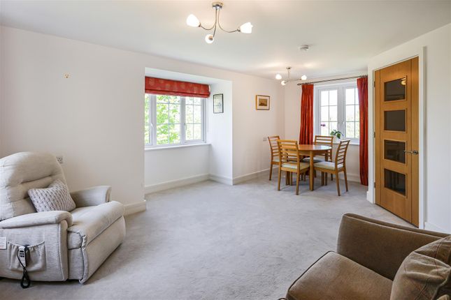 17 Gabriel Court, South Road, Saffron Walden photo 4