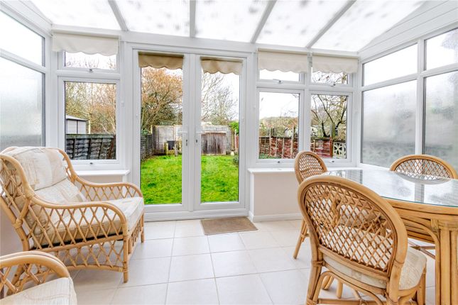 18, Peerless Drive, Uxbridge photo 4