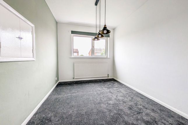 14, Kempston Way, Stockton-on-Tees photo 4
