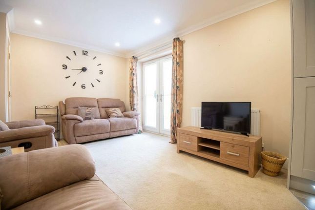 Flat 15, 38C Broad Green, Wellingborough photo 4