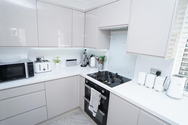 17, Claremont Avenue, Shipley photo 5
