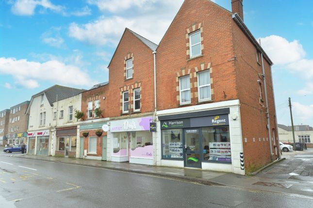 Flat for sale in Whitefield Road, New Milton, Hampshire