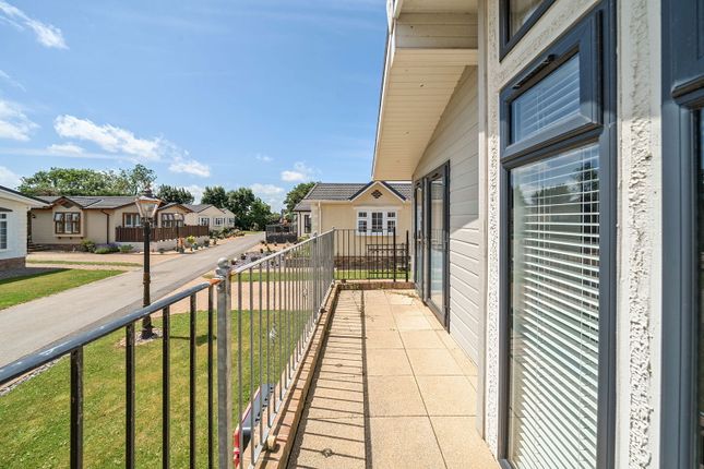 10 Willow Close, Dolbeare Court, Saltash photo 4