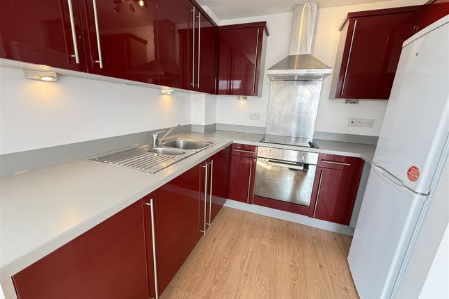 Apt 30, Zenith, Salford photo 2