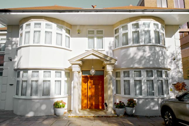 Brondesbury Park, London, Nw6