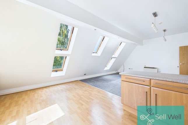 14, Ash Lea Grange, Eccles photo 3