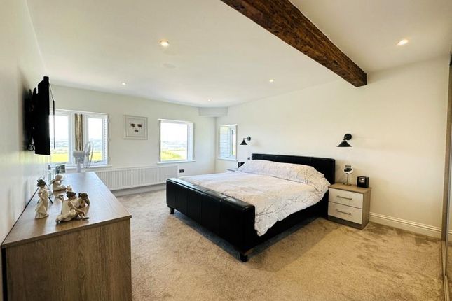 Master Bedroom Suite