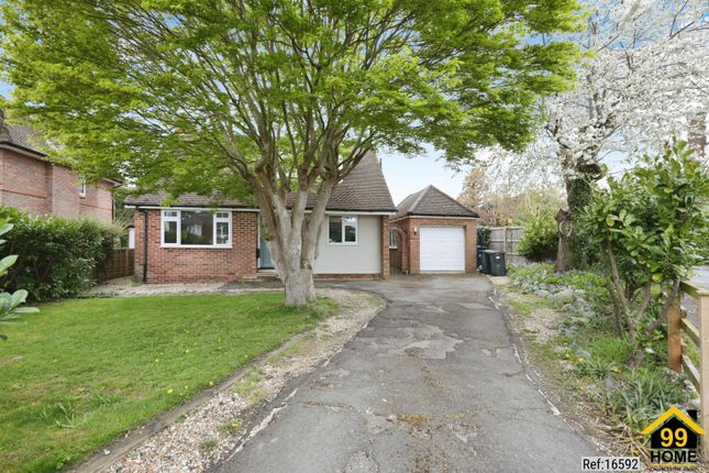 17, Chenies Avenue, Little Chalfont photo 2