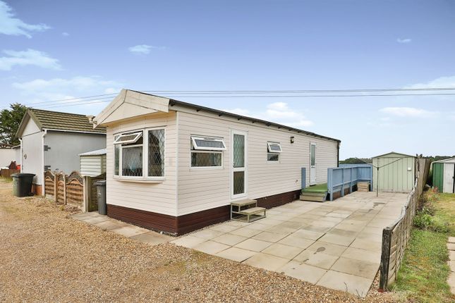 Thumbnail Mobile/park home for sale in Bells Park, Lynn Road, Swaffham