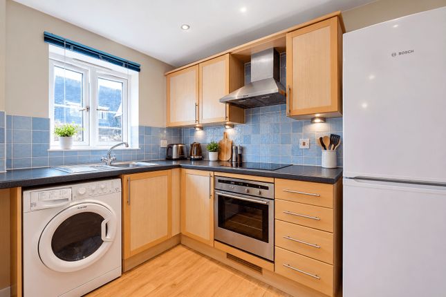 11, Gilbert Way, Canterbury photo 2