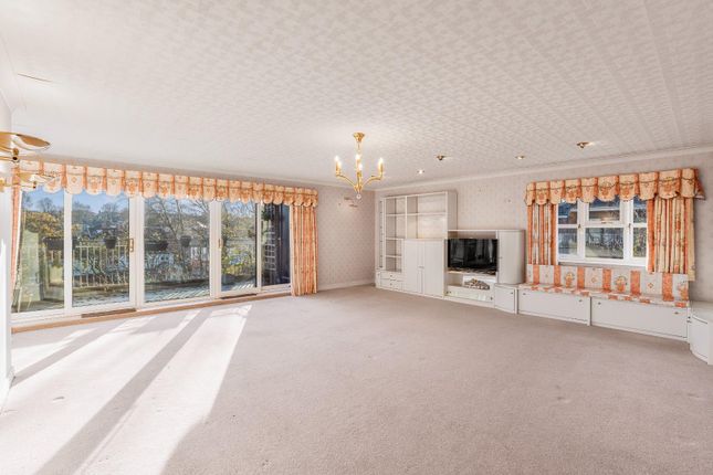 21, The Moorings, Alwoodley photo 3