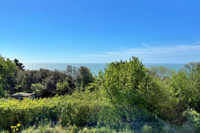 6, Pelham Road, Ventnor photo 2