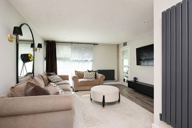 23, Rookery Place, Huntingdon photo 2