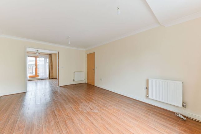 Thumbnail Terraced house to rent in Goodman Crescent, Croydon