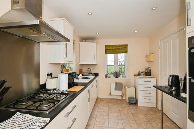 25, Redwing Avenue, Sittingbourne photo 2
