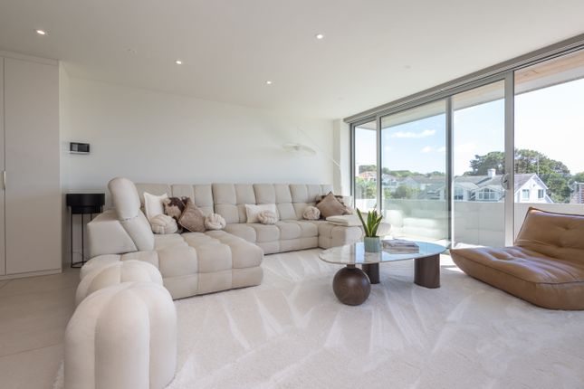 Partridge Drive, Lilliput Poole Dorset photo 2