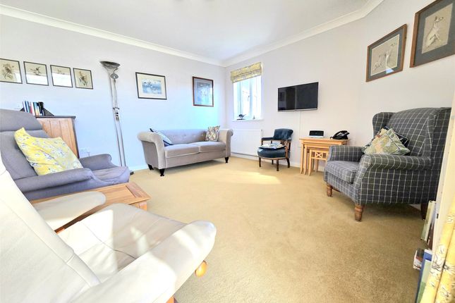 32, Molesworth Way, Holsworthy photo 2