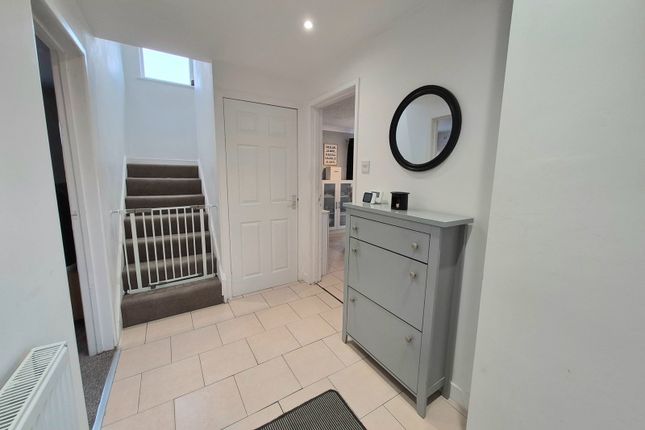 57, Carfield, Skelmersdale photo 2