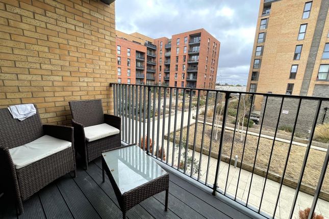 47, Mortise House, Hayes photo 4