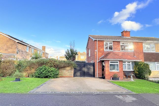 3-bed semi-detached on 50, Nursery Lane, Fareham, £382,000